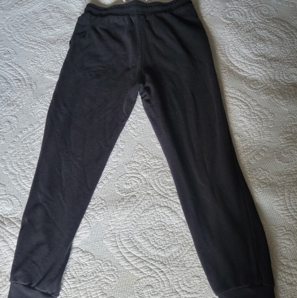 Black jogging pants - Picture 2 of 3